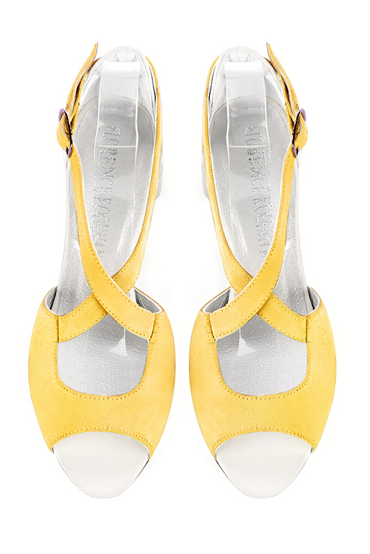 Yellow and off white women's closed back sandals, with crossed straps. Round toe. Low flare heels. Top view - Florence KOOIJMAN